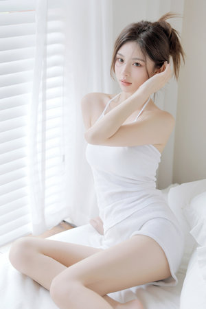 自行将臀部抬高分开